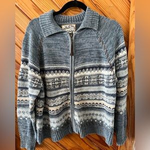 Size XL Heirloom collectible full zip womens sweater.  Blue.  Beautiful detail.